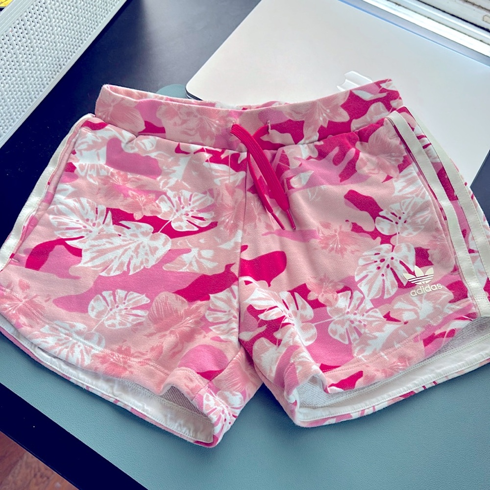 ADIDAS summer shorts 🌸
